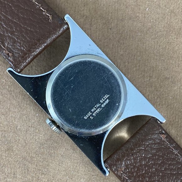 SoldVintage Original Timex 1950's Designer Watch - Picture 5 of 6